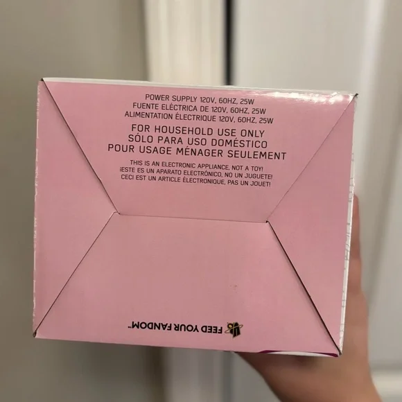 Hello Kitty Pink Fondue Maker - Picture 6 of 6